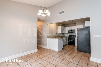 71 N Christy Ln in Las Vegas, NV - Building Photo - Building Photo