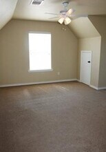 3707 Holick Ln in Bryan, TX - Building Photo - Building Photo