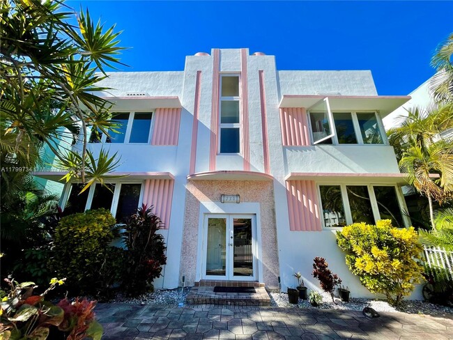property at 750 Jefferson Ave