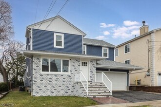 20 Main St in Garfield, NJ - Building Photo - Building Photo