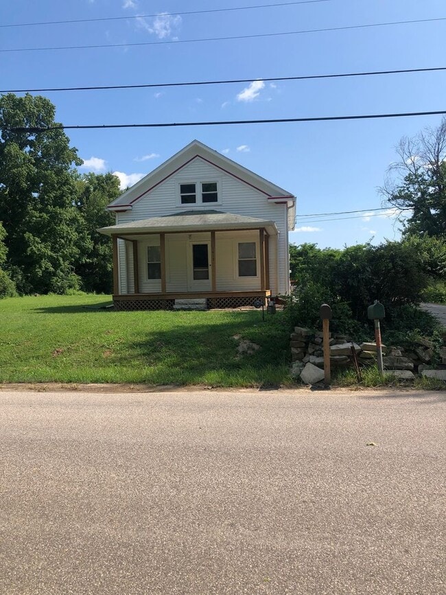 property at 1612 E Matlock Rd