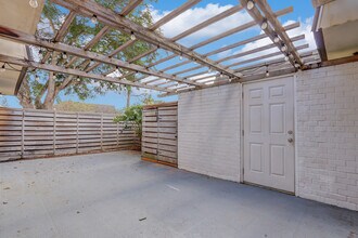 803 8th Terrace in Palm Beach Gardens, FL - Building Photo - Building Photo