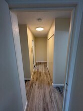 1111 Hillside Ave in Victoria, BC - Building Photo - Building Photo