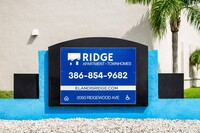 Ridge Apartments in Daytona Beach, FL - Foto de edificio - Building Photo