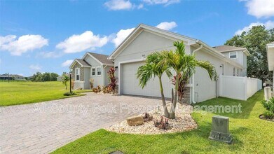 1095 Woodland Oaks Dr in Lakeland, FL - Building Photo - Building Photo