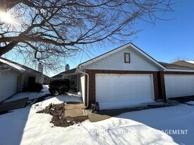 804 SW 36th St, Unit 4802 in Moore, OK - Building Photo