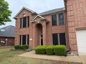 Room in House on Levant Ln in Plano, TX - Building Photo