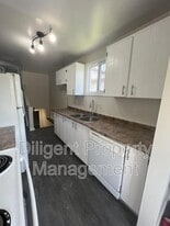 238 Spencleys Ln in Peterborough, ON - Building Photo