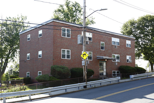 5 Waldemar Ave in East Boston, MA - Building Photo - Building Photo