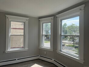 429 Dixwell Ave in New Haven, CT - Building Photo - Building Photo