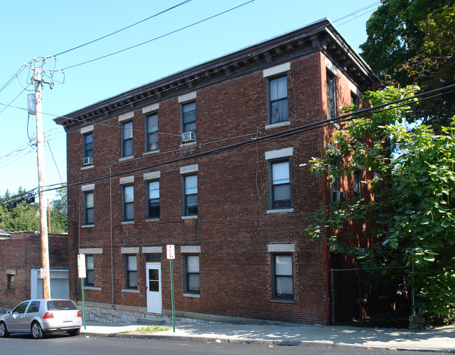 82 Wallace St in Tuckahoe, NY - Building Photo - Building Photo