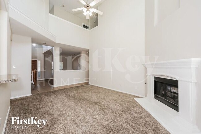 property at 2795 Sun Rise Ln