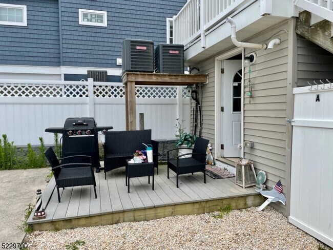 7903 Long Beach Blvd in Beach Haven, NJ - Building Photo - Building Photo