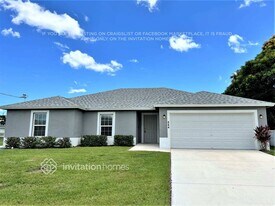 844 SW Thrift Ave in Port St. Lucie, FL - Building Photo