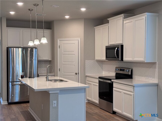 1280 Ella Xing in New Braunfels, TX - Building Photo - Building Photo