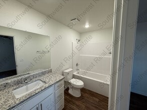 2117 Bobwhite Ct in Clovis, NM - Building Photo - Building Photo