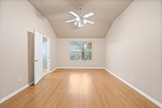 10315 Kennewick Dr in Houston, TX - Building Photo - Building Photo