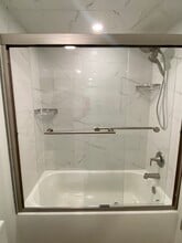 2319 N Halsted St, Unit Apt 1 in Chicago, IL - Foto de edificio - Building Photo
