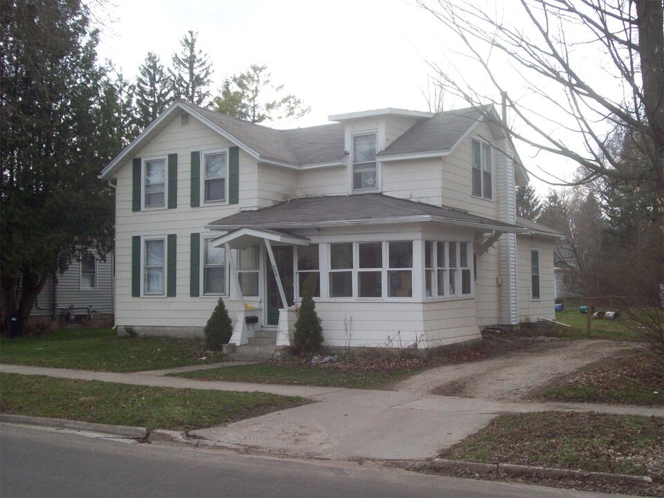 508 Clark St in Big Rapids, MI - Building Photo