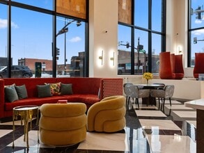 Lux: Wonderland in Crossroads / Katz on Main in Kansas City, MO - Foto de edificio - Building Photo