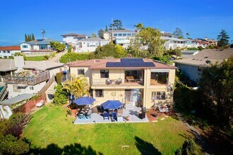 4350 Summit Dr in La Mesa, CA - Building Photo - Building Photo