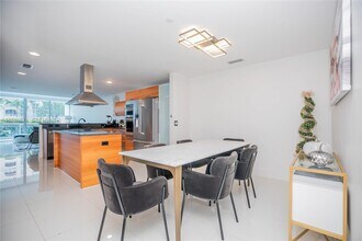 2950 NE 188th St in Aventura, FL - Building Photo - Building Photo