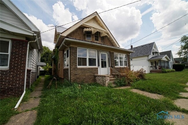 3412 Maple St in Toledo, OH - Building Photo - Building Photo