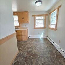 136 Range Rd in Alton, NH - Building Photo - Building Photo