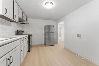 16 Flint St in Clarksburg, WV - Building Photo - Building Photo