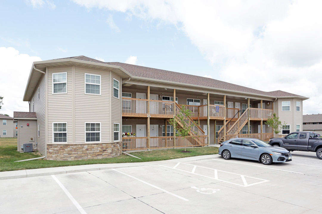 Village at Sheridan Meadows in Eldridge, IA - Building Photo