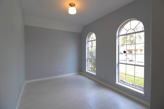 4238 Tree Moss Pl in Atascocita, TX - Foto de edificio - Building Photo
