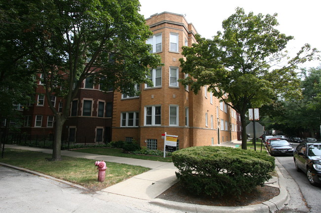 1516-1524 W Schreiber Ave in Chicago, IL - Building Photo - Building Photo