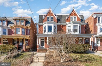 340 College Ave in Lancaster, PA - Building Photo - Building Photo