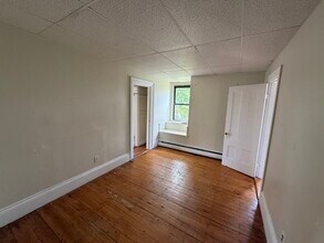 183 Harvard St, Unit 3 in Cambridge, MA - Foto de edificio - Building Photo