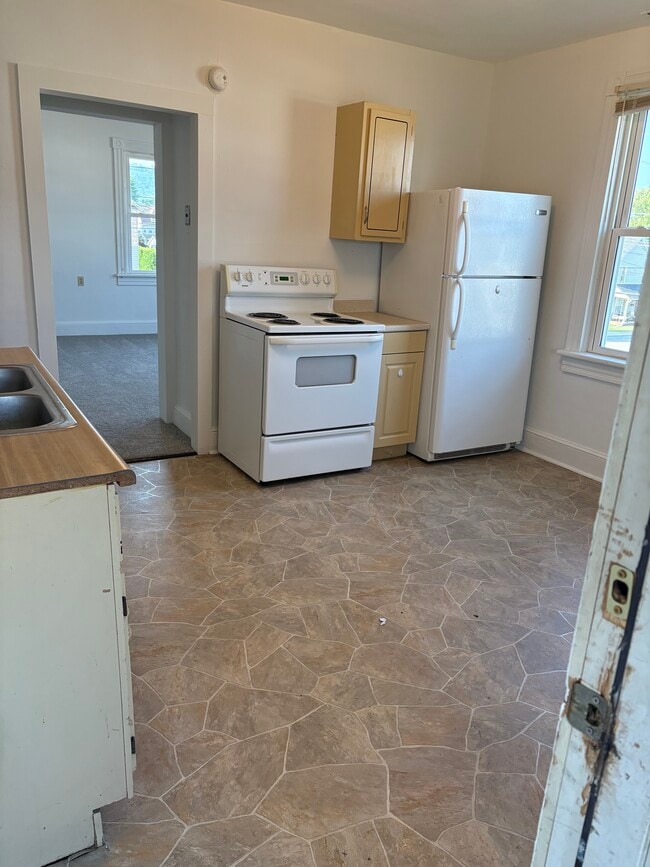 1202 2nd Ave, Unit 1202B in Berwick, PA - Building Photo - Building Photo