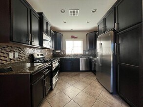 21160 N 36th Pl in Phoenix, AZ - Building Photo - Building Photo