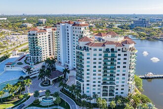 The Landmark in Palm Beach Gardens, FL - Building Photo - Building Photo