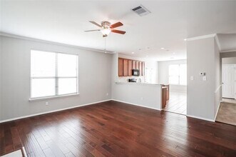 404 Iron Ore Trail in Fort Worth, TX - Building Photo - Building Photo