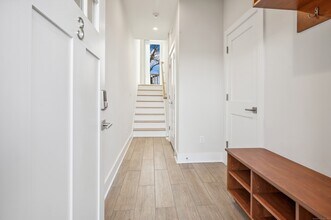239 Henry St in Stamford, CT - Building Photo - Building Photo