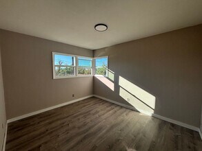 15360 Washington St in Riverside, CA - Foto de edificio - Building Photo