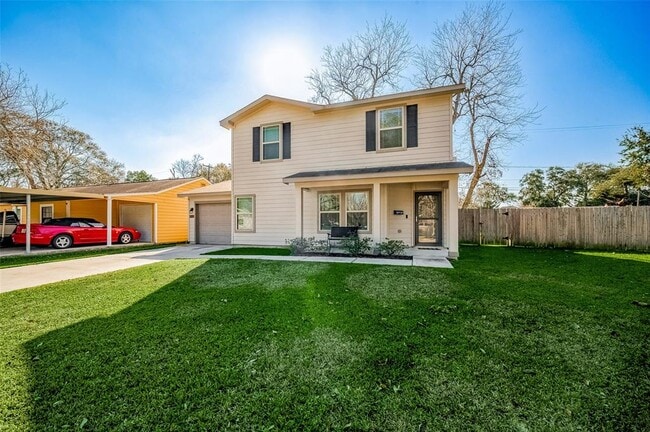 115 Wilburn Dr in Baytown, TX - Building Photo - Building Photo