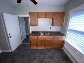 7701 New York Ave in Cleveland, OH - Building Photo - Building Photo