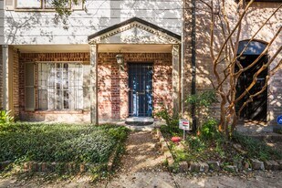 4020 Roseland St in Houston, TX - Building Photo