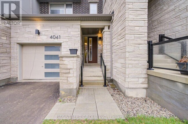 4041 Saida St in Mississauga, ON - Building Photo - Building Photo