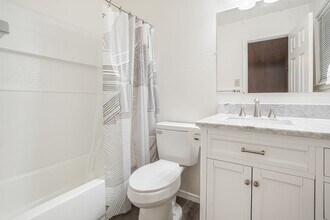 15707 Baytree Dr in Houston, TX - Building Photo - Building Photo