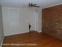 306 S Chapel St photo'