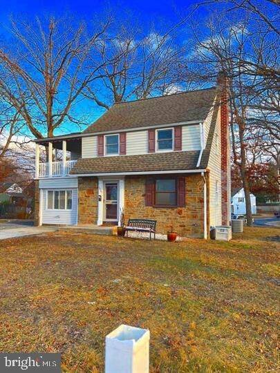 property at 1226 E Newport Pike