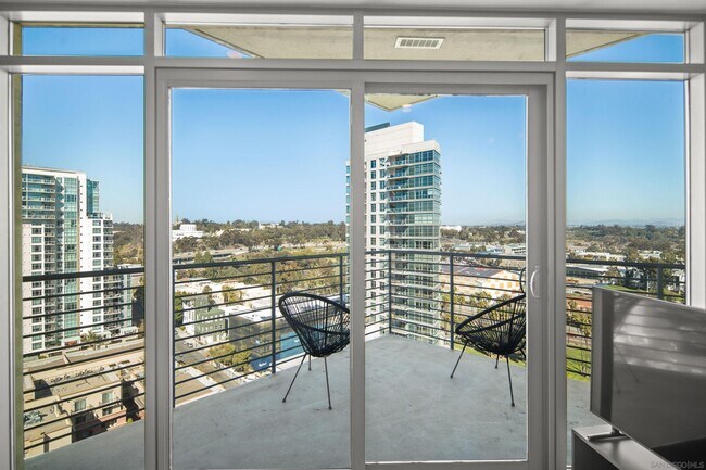 801 Ash St, Unit 1502 in San Diego, CA - Building Photo - Building Photo