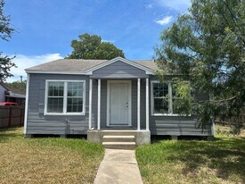 2901 David St in Corpus Christi, TX - Building Photo