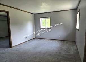133 Kennard Rd in Greenville, PA - Building Photo - Building Photo